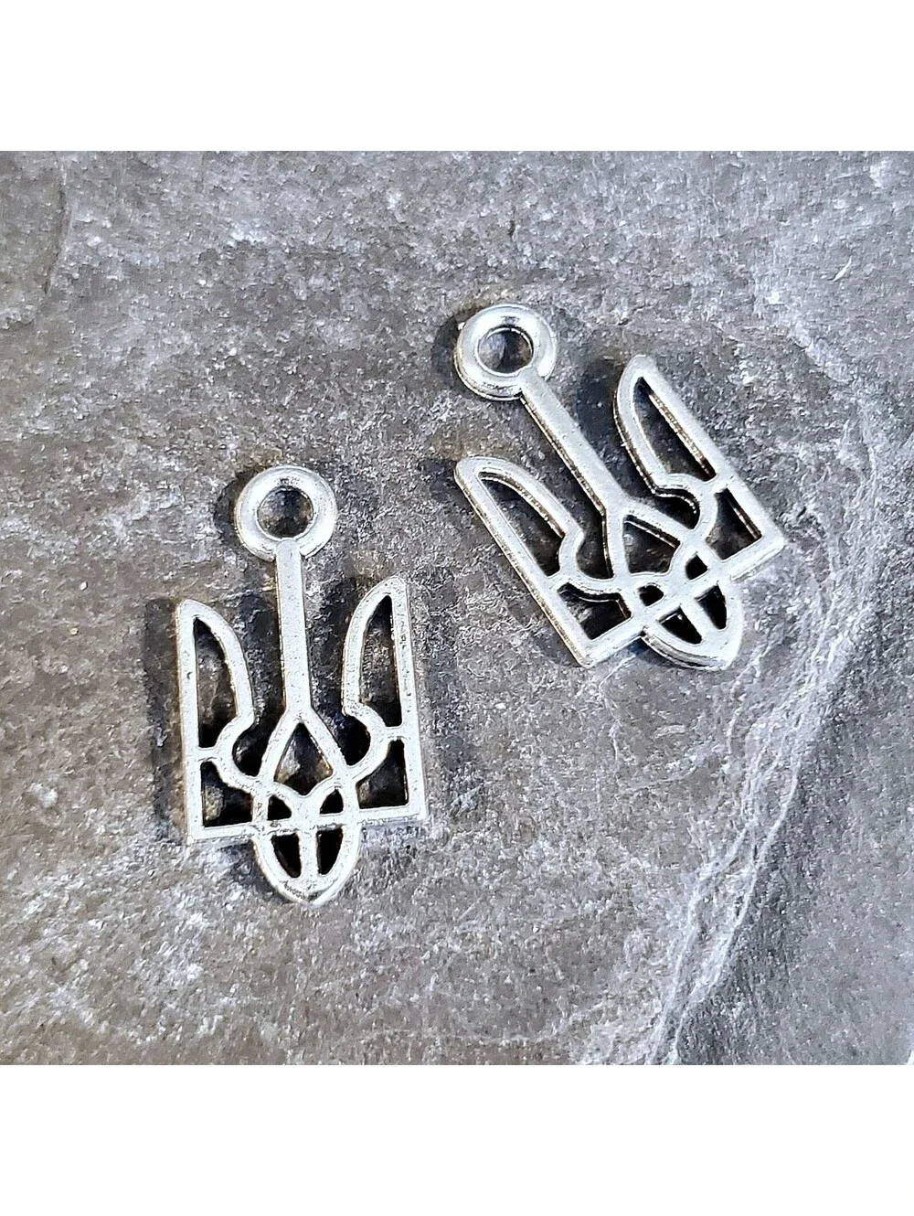 Silver Ukraine National Emblem Ukrainian Symbol 18x9mm Charms Pendants 10 pcs